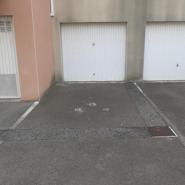 T2 Clim Avec Terrasse Et Place De Parking Privative Balaruc-les-Bains Esterno foto