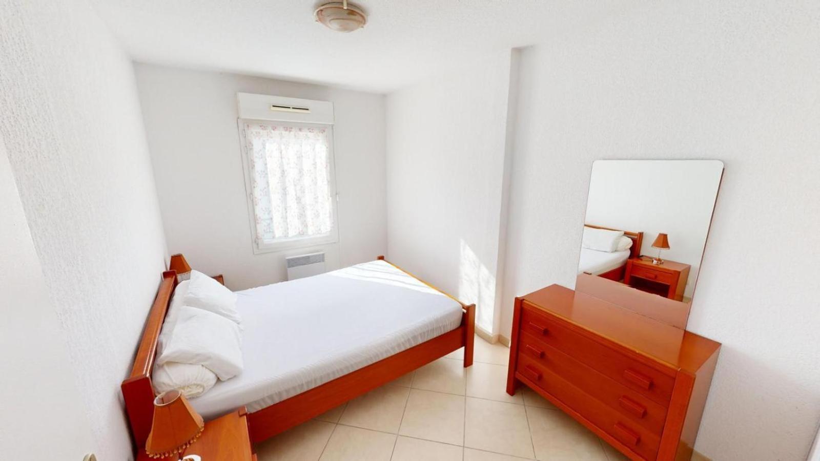 T2 Clim Avec Terrasse Et Place De Parking Privative Balaruc-les-Bains Esterno foto