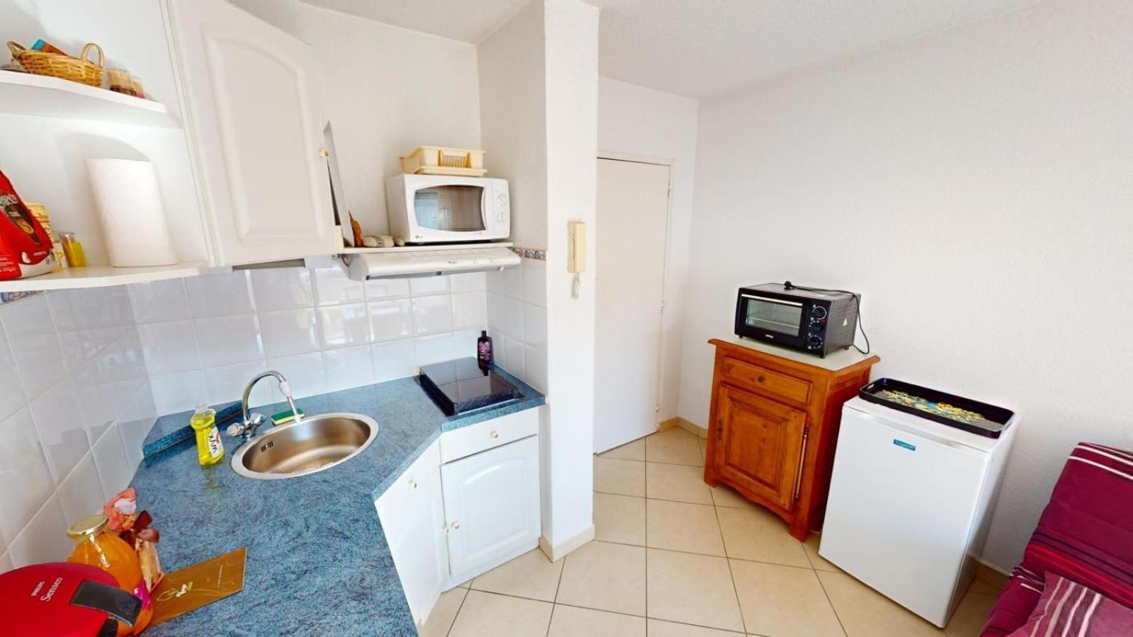 T2 Clim Avec Terrasse Et Place De Parking Privative Balaruc-les-Bains Esterno foto